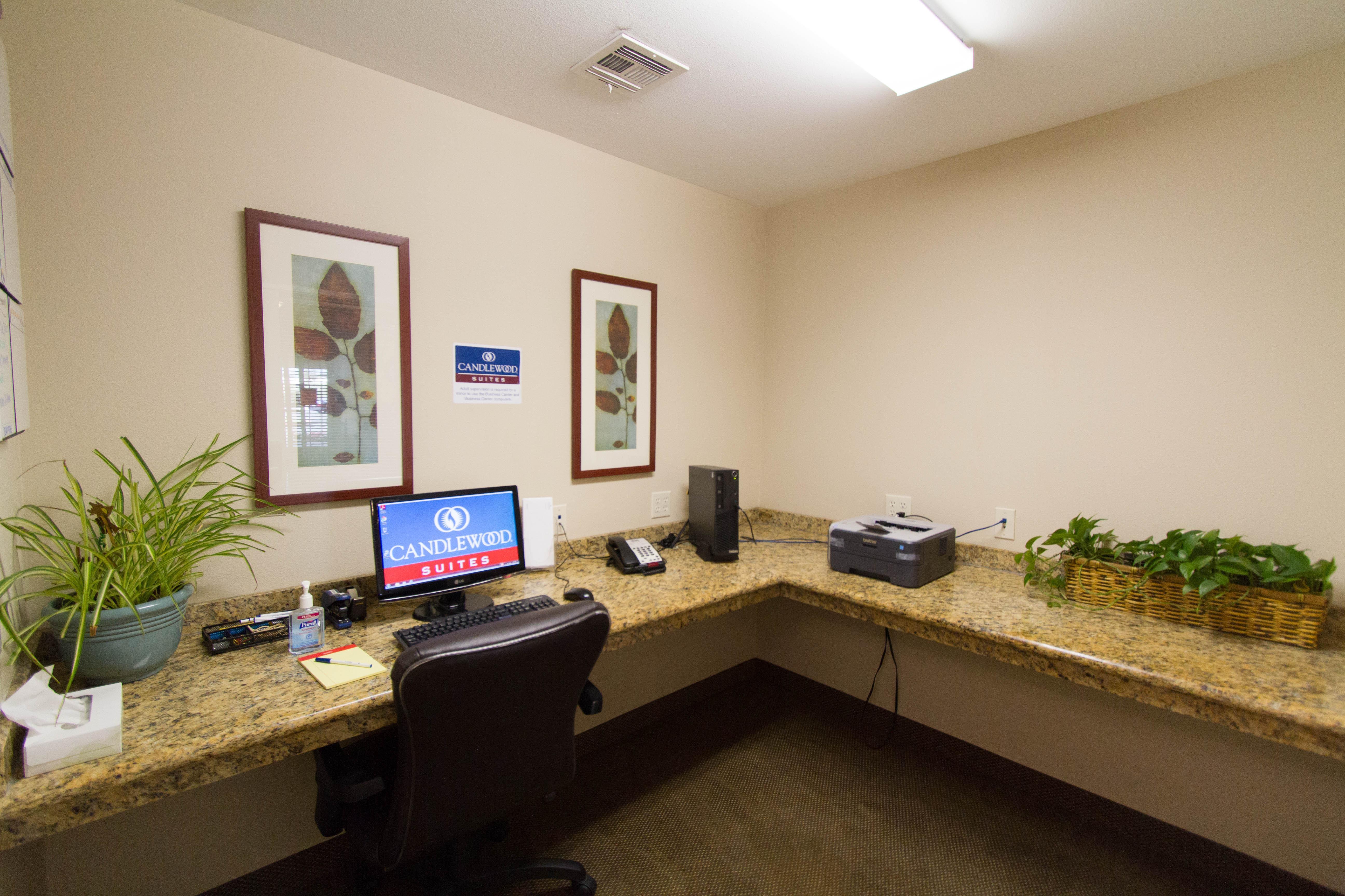 Candlewood By Ihg 2*