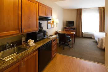 Candlewood By Ihg Hotel 2*