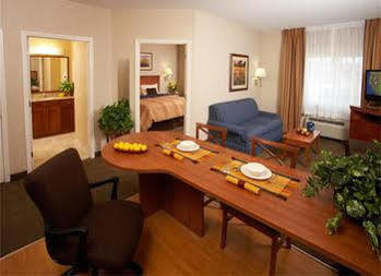 Candlewood By Ihg Santa Maria (Santa Barbara County)