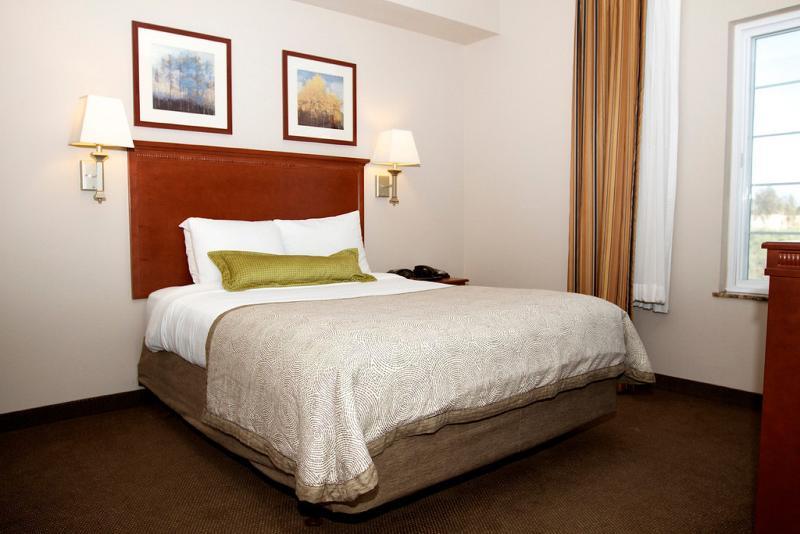 Candlewood By Ihg Hotel 2*
